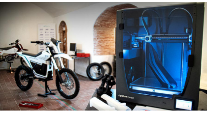 La motocicletta per il soccorso alpino di ELISAVA Racing Team raggiunge nuove vette grazie alla stampa 3D